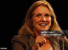 455 Nw Relative Stock Photos, High-Res Pictures, and Images