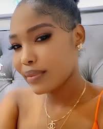 Regarde-moi je t'aime❤️