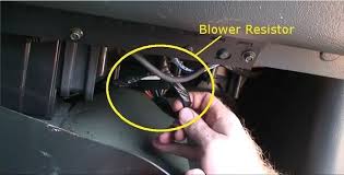 Blower relay is behind the cooling fan. Chevrolet Silverado 1999 2006 Why Doesn T My Blower Motor Work Chevroletforum