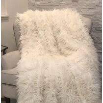 Faux fur blankets are also more affordable than real fur blankets, and can stand up lastly, cleaning a faux fur blanket is much easier. California King Faux Fur Blankets Throws You Ll Love In 2021 Wayfair