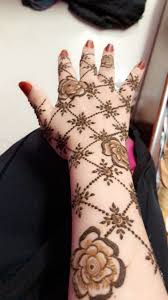 Henna Tattoo Beginner Henna Designs Mehndi Designs Rose Mehndi Designs