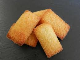 Recette Financier Aux Amandes Facile Et Delicieuse Sur Yummmi Es Recette Recette Recette Financier Recettes De Cuisine