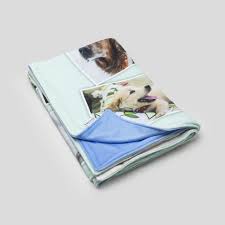 Laden sie fotos von ihrem paar, ihren familienmitgliedern, ihrem baby, ihrem haustier und vielem mehr hoch, und unsere erfahrenen designer erledigen den rest der arbeit. Decke Mit Foto Bedrucken Kuscheldecke Mit Foto