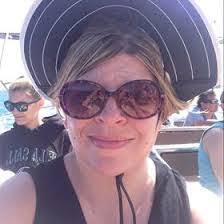 Robin Starrett's Instagram, Twitter & Facebook