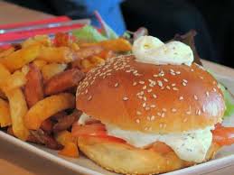 On Nous Prend Pour Des Avis De Voyageurs Sur Burger Wine Lyon Tripadvisor
