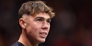 Jake Brian Bidwell: profilo giocatore e statistiche