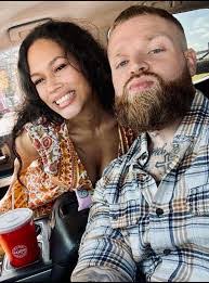 Lori Kimble's Instagram, Twitter & Facebook