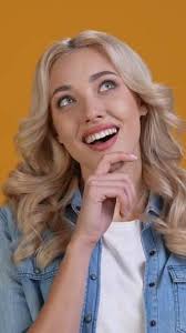 WHERE YOUR VISION BECOMES REALITY The Entrepreneur Success Soiree @ddh_co  was a gathering of visions, purpose-led business owners, and aspiring  entrepreneurs. Relationships are everything, and they're fueled by the  currency of trust.