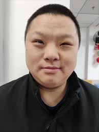 We are overjoyed to share that two new young adults have joined our Wansen  family! Min is a thirty-one year old man with Down syndrome, and Yuyin is a  19 year old