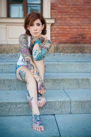 Historically, heavily tattooed women were associated with the biker subculture, gangs, or prostitutes. Heavily Tattooed Models Startseite Facebook