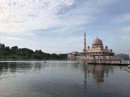 Aktivitäten in der nähe von putrajaya lake auf tripadvisor: Water Picture Of Putrajaya Lake Club Tripadvisor