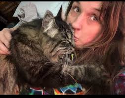 A body was found in Hartford city not far from here. My heart goes out to  Kevin family and I'm just hoping they can find him and bring him home 💔 |