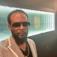 Vince Walker By My Side Lyrics