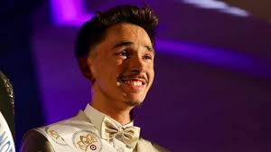 Louis Lapierre, un jeune Mervillois, remporte le titre de Mister Chic  Nord-Pas-De-Calais 2025