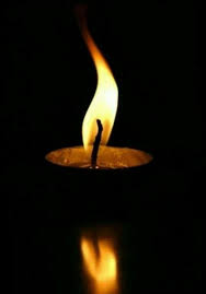 Pin By Giuliana On Spiritual Brilliance In Pictures Candle Photography Dark Candles Photography Candles Wallpaper