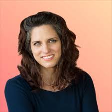 Caitlin Lee's Instagram, Twitter & Facebook