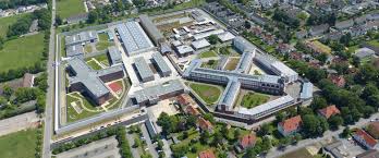 Gefängnis n (genitive gefängnisses, plural gefängnisse). Justizvollzugsanstalt Werl Startseite