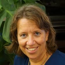 𝗔𝗳𝗴𝗲𝘀𝘁𝘂𝗱𝗲𝗲𝗿𝗱 𝗶𝗻 𝗕𝗲𝗱𝗿𝗶𝗷𝗳𝘀𝗲𝗰𝗼𝗻𝗼𝗺𝗶𝗲! Met trots  informeer ik u dat ik afgelopen zomer mijn Bachelor of Science in  Bedrijfseconomie aan Tilburg University heb behaald, met…