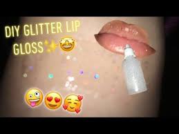 To speed up this process you can put your lip gloss into the fridge. Diy Glitter Lip Gloss No Gloss Base Versagel Youtube