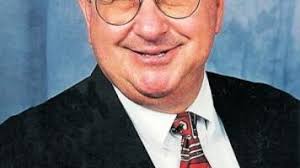 Prominent Tucson developer Estes dies after long illness