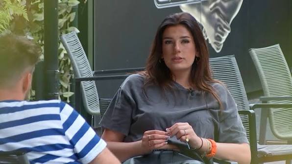 Fabiënne haalt uit naar Anouk in De Bondgenoten: 'Ze is sneaky persoon' |  Shownieuws