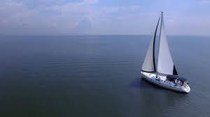 Spending The Night On A Boat And Breakfast In Texas Is The Best Vacation You Ve Never Heard Of Best Vacations Boat Sailing Adventures