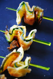 Beignets De Courgette A La Cyril Lignac Cook And Goute Recettes De Cuisine Beignets De Courgettes Beignets