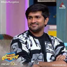 Badai Bungalow Maniyanpilla Raju Surprises His Son Niranjan On Badai Bungalow Times Of India We don't have a biography for niranjan raju. maniyanpilla raju surprises his son