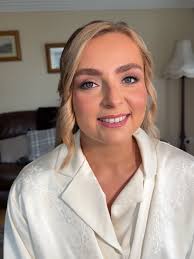 Sarah and her beautiful bridal party! Great fun with you all- fab morning  for a fab bunch 🍾💍 thanks so much for having me! #wedding #bridetobride  #bridalmakeup #makeup #bridesmaids #weddingmakeup