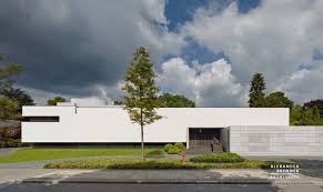 Alexander Brenner Architects Design A Spacious Contemporary Home In Essen Architect Architect Design Architecture