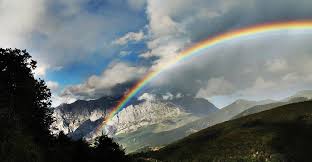 Le cabinet d'architecture dos architects, fondée par lawrence wright et tavis grifantini, a conduit l'extension exemplaire d'une belle maison victorienne à notting hill, qui. Arc En Ciel Montagne Arc En Ciel Paysage Photo Arc En Ciel Arc En Ciel Couleur