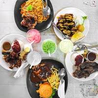 The lamb dish is to die for and we all like it. Pak Mat Western 35 Tips