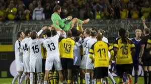 Aktuelle freundin von christoph metzelder. Dortmund Holds Farewell Match For Goalkeeper Roman Weidenfeller Cgtn