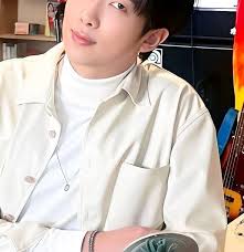 Customizing a VStar motorcycle