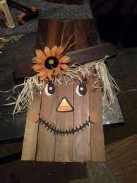 Wooden Scarecrow Face Diy Fall Crafts Scarecrow Crafts Fall Decor Diy
