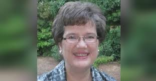 Lynn Garrison's Instagram, Twitter & Facebook