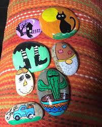 Painted a few rocks this week! Haven't done this is a while!