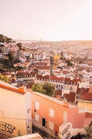 Great food, great people, incredible coast lines… there really isn't anything i don't love about this country! The 9 Best Places To Live In Portugal British Expat Guide