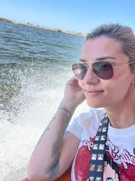 Reel by Lori Angel (@angel.lori) · December 17, 2024