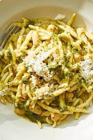 Pesto Pasta With White Beans And Halloumi Recipe Recipe In 2021 Pasta With White Beans Recipes Pasta Dishes