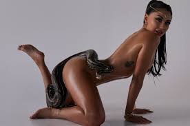 Consejos que ellas te dan para ser mejor en la cama | PlayboyConsejos que  ellas te dan para ser mejor en la cama