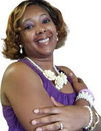 Stacey Turner's Instagram, Twitter & Facebook