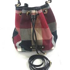 Most women consider handbags as not just accessories but an investment too, helping to boost their image. ØªÙ†Ø§Ù‚Ø¶ ÙŠØ³ØªÙ„Ù… Ø§ØºØªØµØ§Ø¨ Burberry Blue Label Price Cafedonramon Com