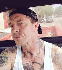 Сериал транслировался на fx с 3 сентября 2008 по 9 декабря 2014 года. Herman Kozik Hermankoziksoa Twitter