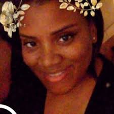 Charlene whitaker (@Charlene61915)