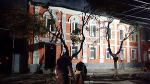 Есть обновление от 19:30 →. Est Pogibshie Pozhar V Centre Harkova Spasateli Boryutsya S Ognem Ukrainianwall Com