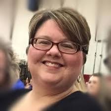 Alison Lusk's Instagram, Twitter & Facebook