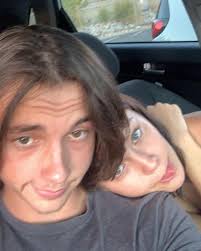 Emma Moser (@emmamoserr) • Instagram photos and videos