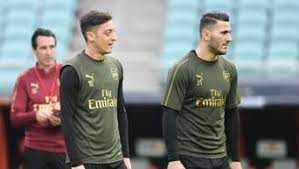 Check spelling or type a new query. Bericht Raububerfall Auf Profi Mesut Ozil In London Gescheitert Ex Schalker Sead Kolasinac Hilft Schalke 04