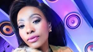 Pearl modiadie is a south african television presenter, radio dj, actress, and producer. 10 Of Our Favorite Pearl Modiadie Looks Drum